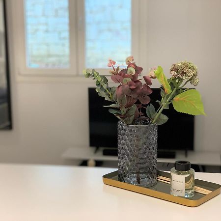 Renovated Apartment In Kifissia Center Near Metro G25 Athen Eksteriør billede