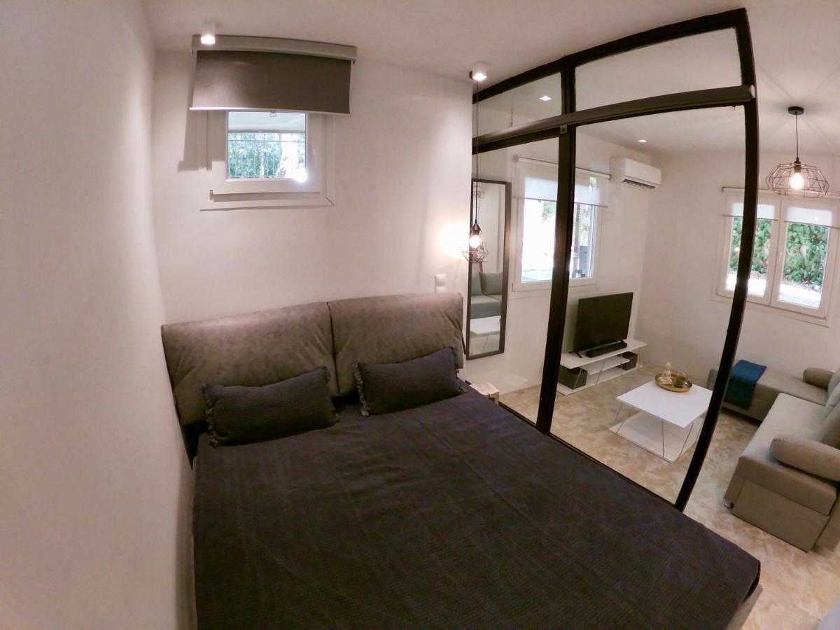 Renovated Apartment In Kifissia Center Near Metro G25 Athen Eksteriør billede