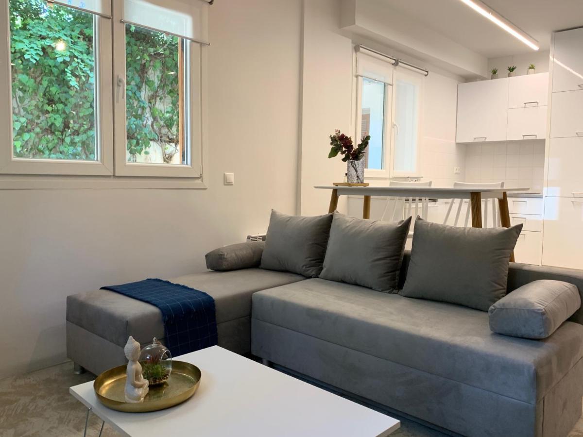 Renovated Apartment In Kifissia Center Near Metro G25 Athen Eksteriør billede